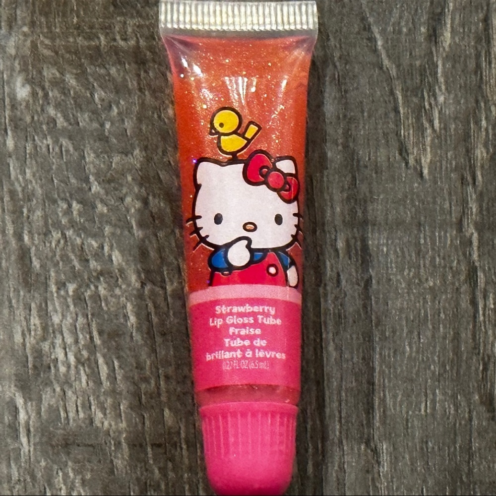 💞 New Sanrio Hello Kitty Strawberry Lip Gloss